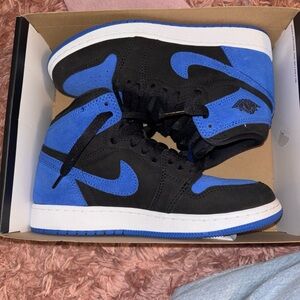 Nike Black and Blue Boys' Sneakers